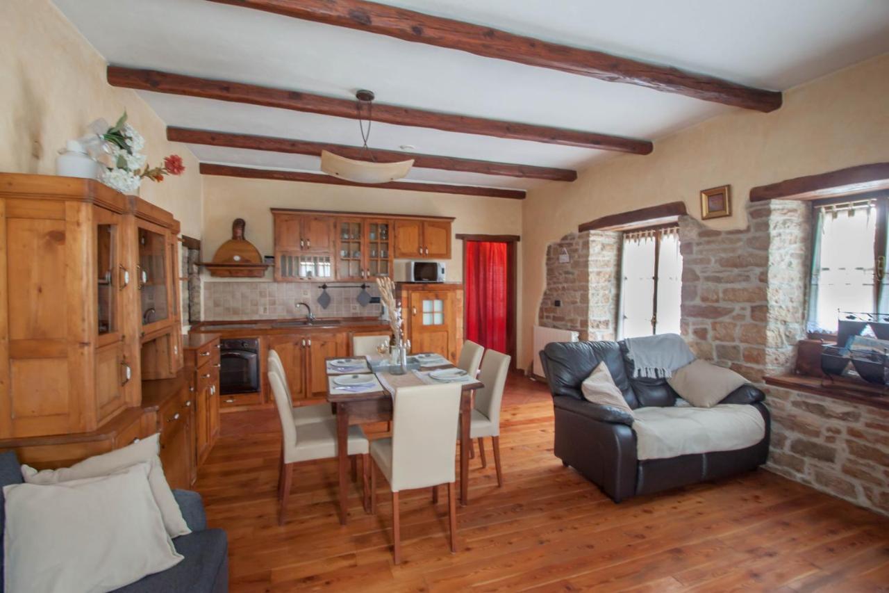 Appartement Stara Kuca à Heki Extérieur photo